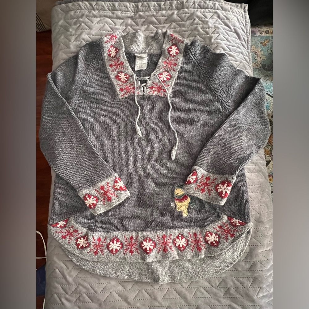 Winnie the Pooh Gray Knit Fair Isle Wool Blend Snowflake Women's Sweater ⛄️
